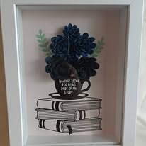 Personalised Flower Shadow Box – 15×20cm