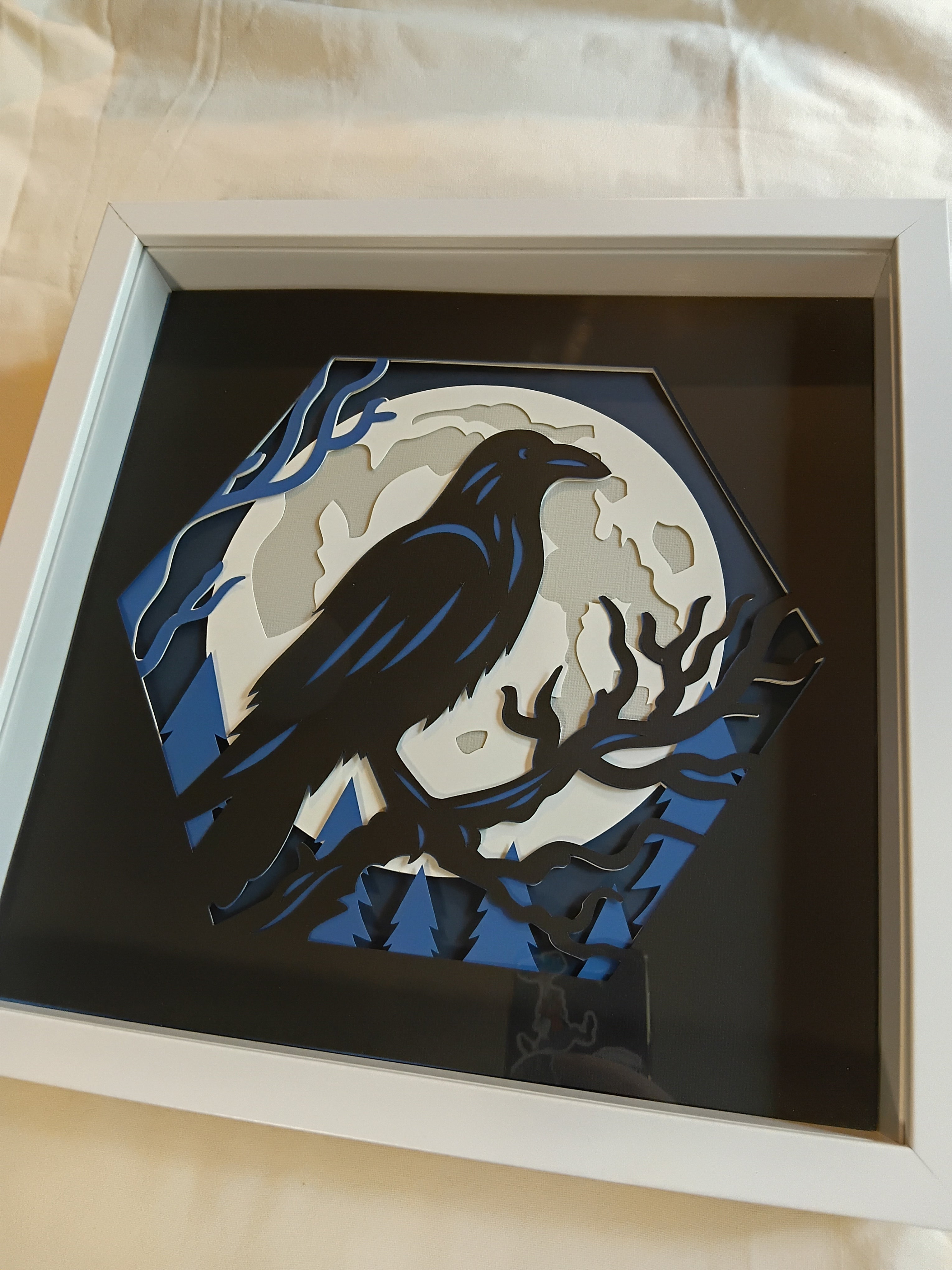 Raven 30cm x 30cm