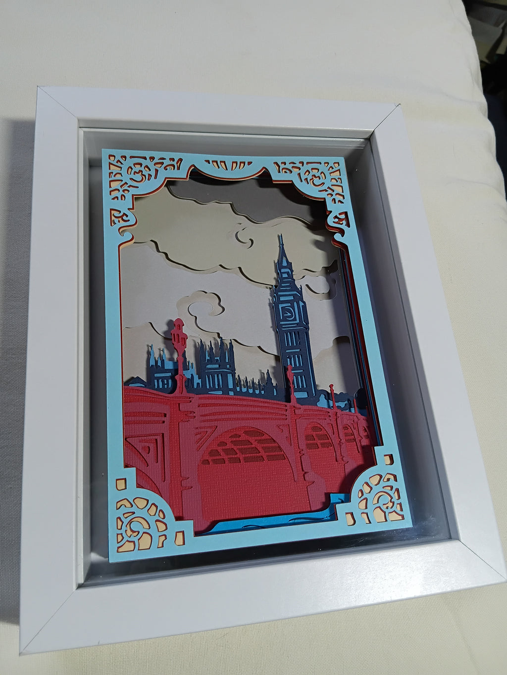 London Shadow Box 20cm ×15cm