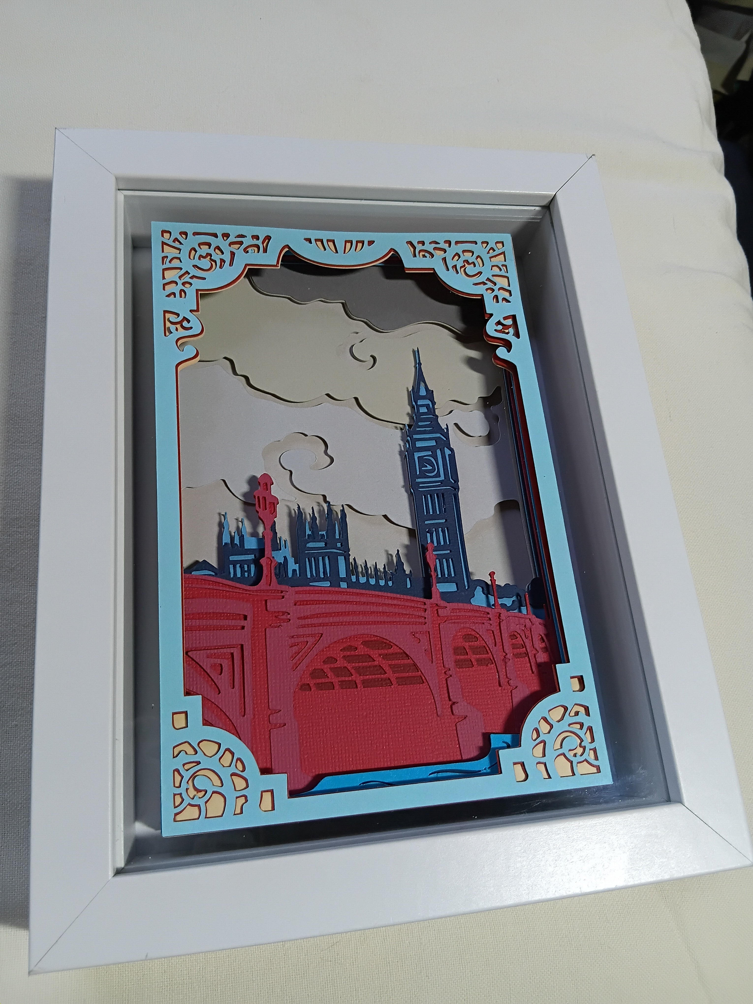 London Shadow Box 20cm ×15cm